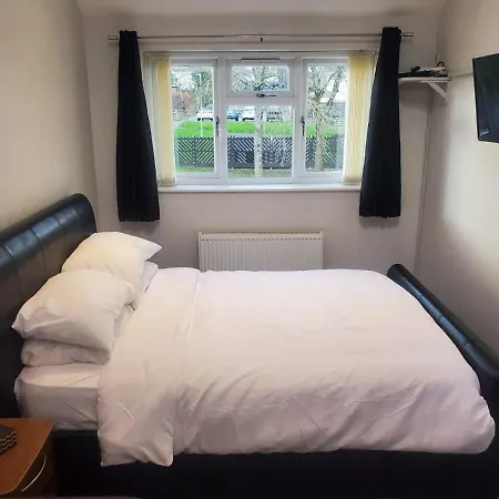 Alloggio in famiglia Large Kingsize Ensuite In Kingswood, Bristol, Bs15 Bristol