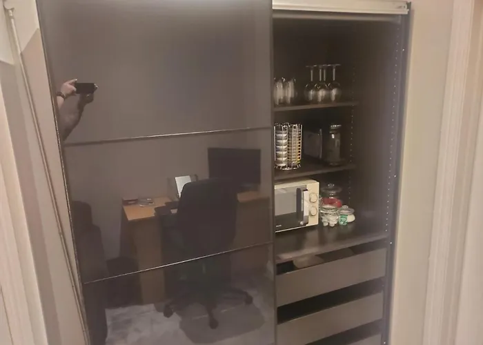 Privatunterkunft Large Kingsize Ensuite In Kingswood, Bristol, Bs15 Bristol